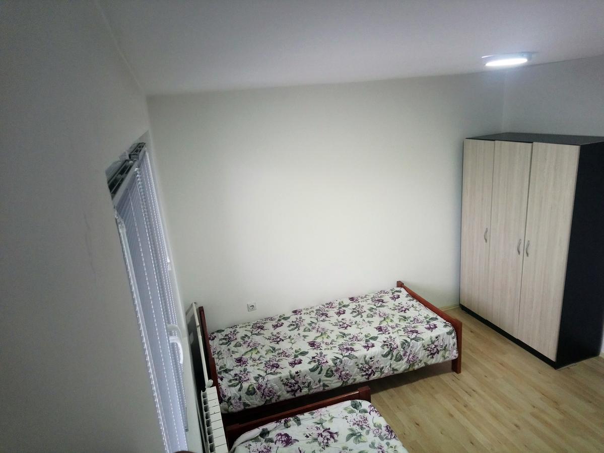 Avtokomanda Skopje Buitenkant foto